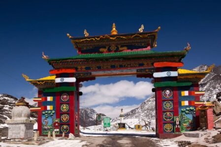 6 Days Arunachal Tour: Bomdila, Tawang & Dirang Adventure