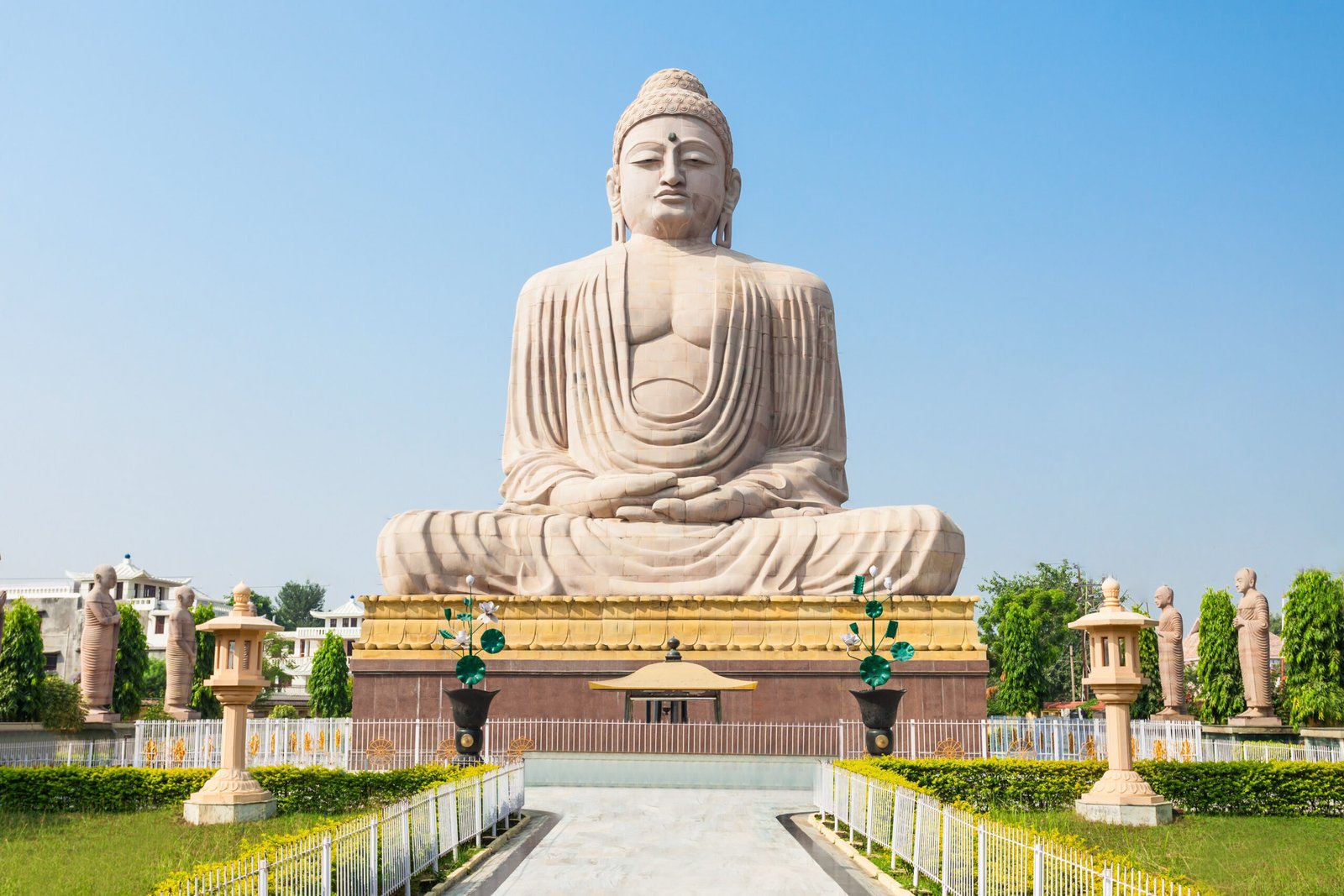 6 Days Varanasi Tour Package: Gaya, Prayagraj & Ayodhya
