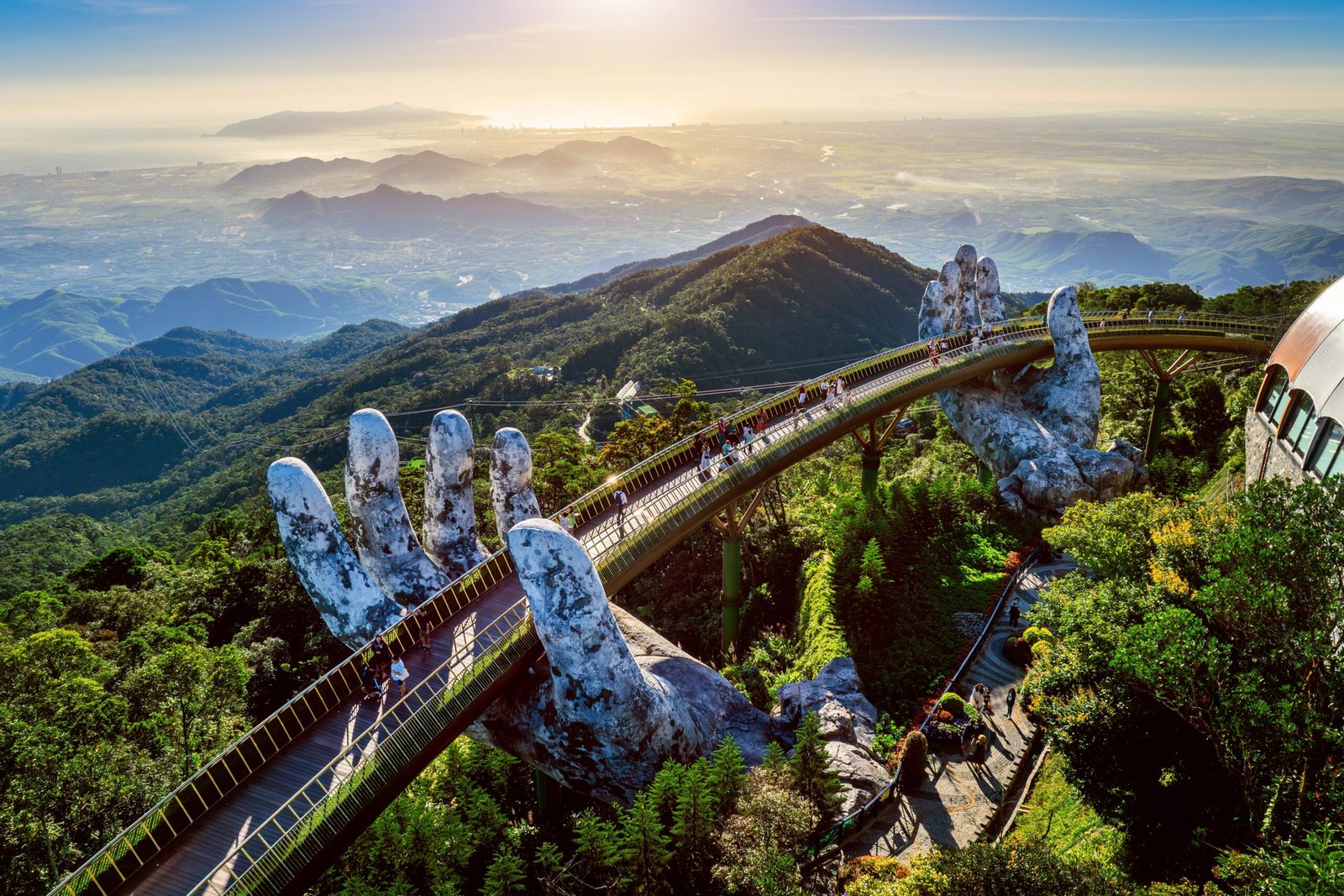 6 Days Vietnam Tour: Hanoi, Ha Long, Ninh Binh & Da Nang